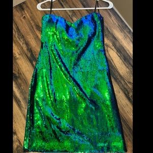 Sequins Iridescent Dress Strapless